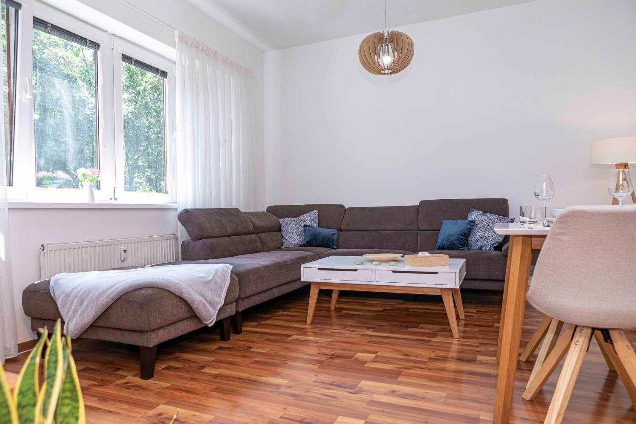 ברטיסלאבה Castle View Apartment With Free Parking מראה חיצוני תמונה