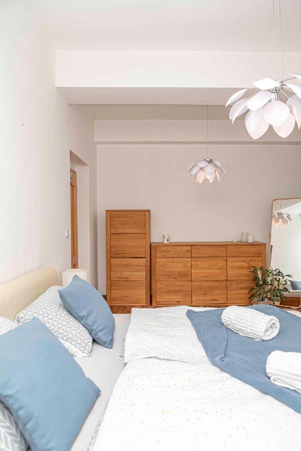 ברטיסלאבה Castle View Apartment With Free Parking מראה חיצוני תמונה