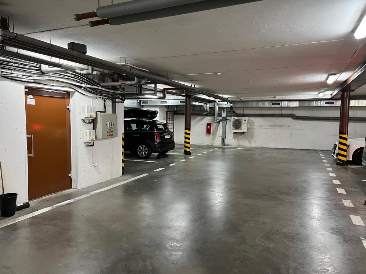 ברטיסלאבה Castle View Apartment With Free Parking מראה חיצוני תמונה