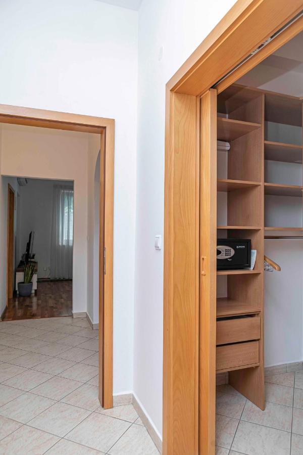 ברטיסלאבה Castle View Apartment With Free Parking מראה חיצוני תמונה
