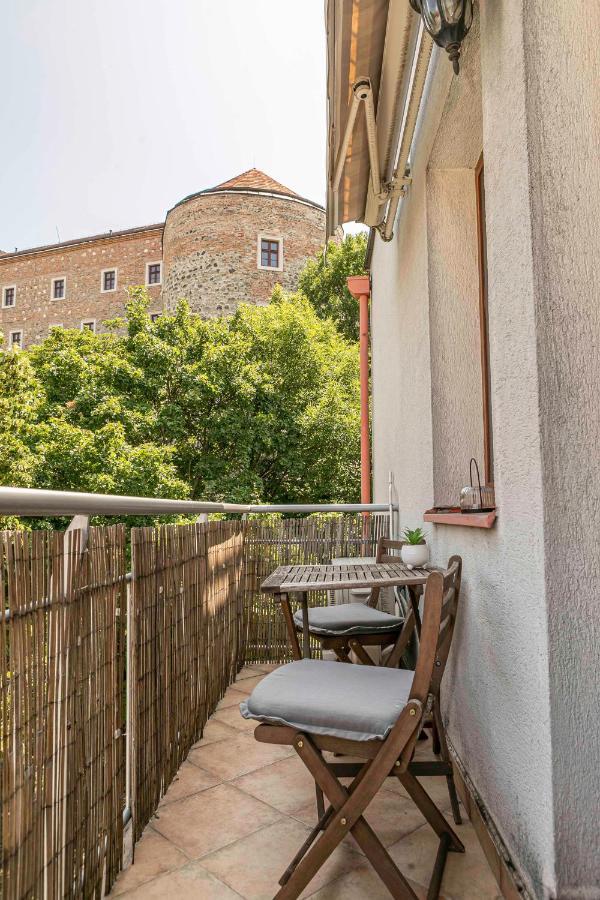 ברטיסלאבה Castle View Apartment With Free Parking מראה חיצוני תמונה